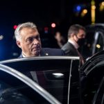 Orbán újabb embere csinált magából komplett bohócot